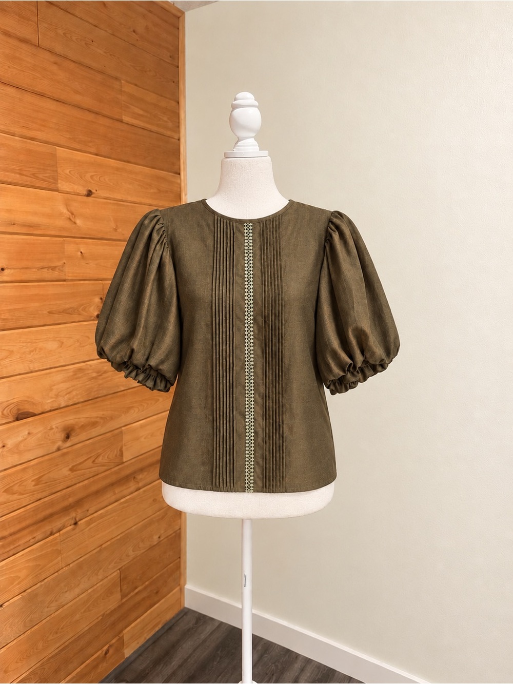 SHEIN Olive Puff Sleeve Pintuck Blouse Size L